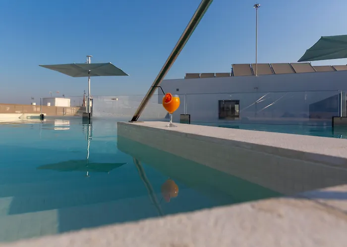 Hotel Macia Sevilla Kubb
